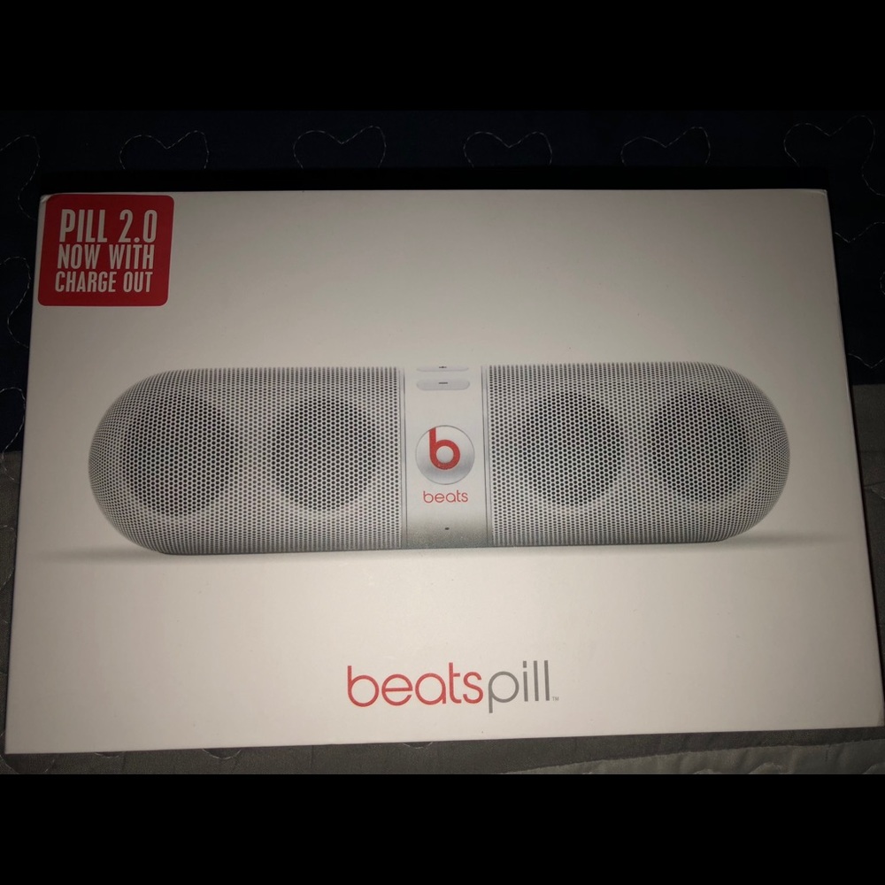Beats Pill